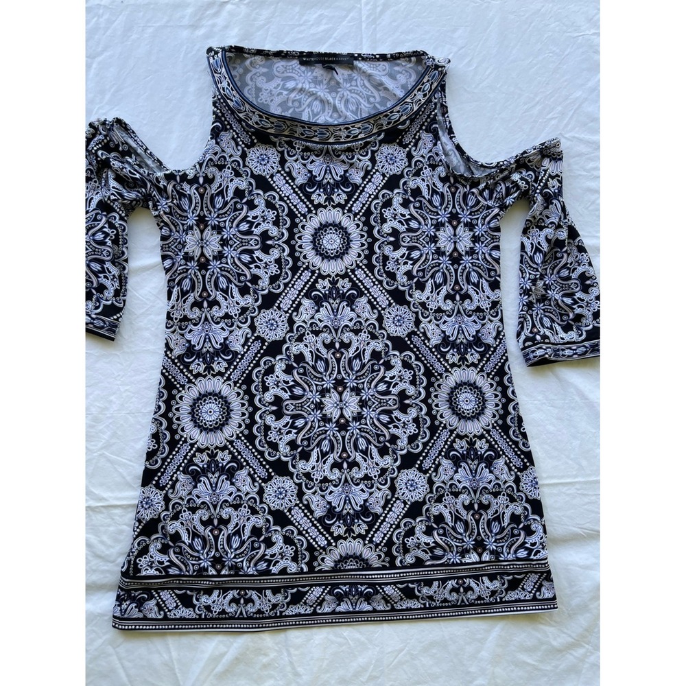 White House Black Market Paisley Medallion Cold Shoulder Top Black White M